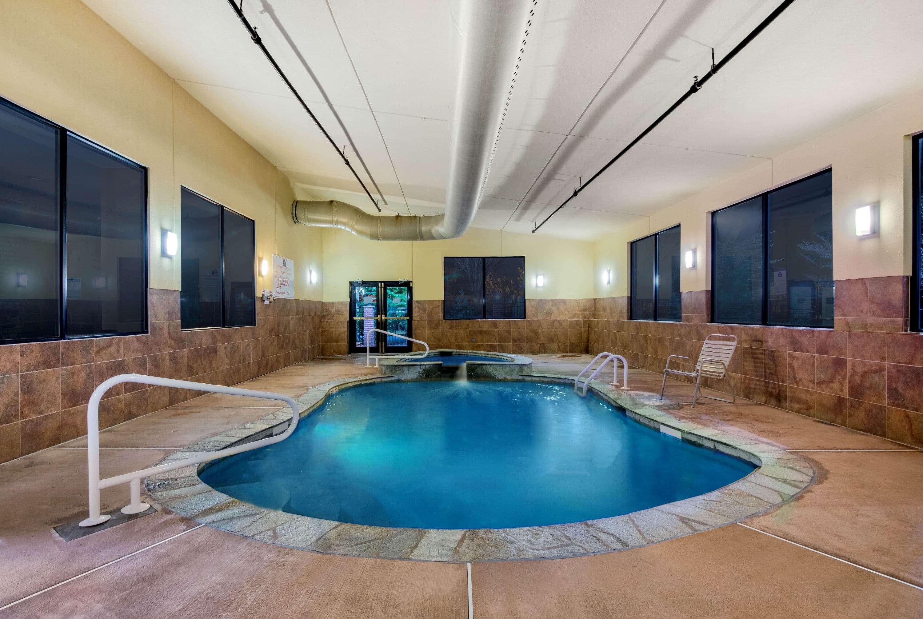 La Quinta Inn By Wyndham West Long Branch Nj Shore Area Exterior foto